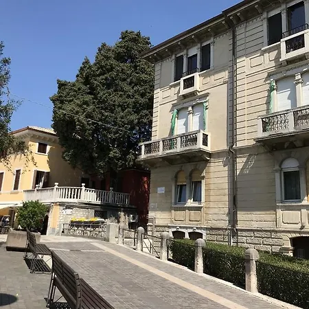 Palazzo Al Fiume * גארדה